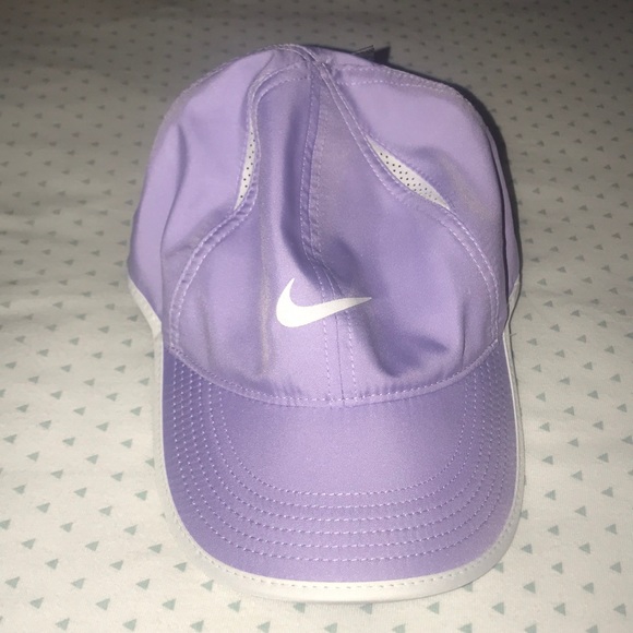 Nike Accessories - NIKE hat
